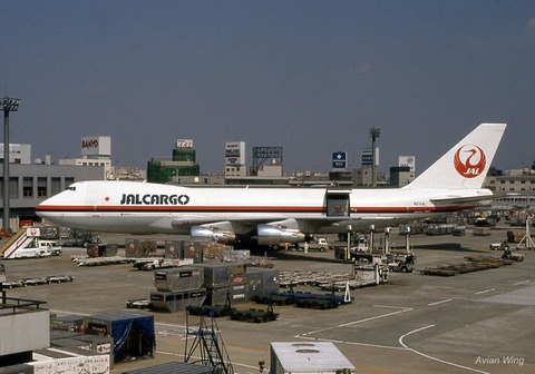 af3