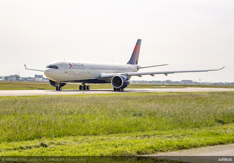 R21A330-900-Delta-Air-Lines-MSN1915-20first-flight-002