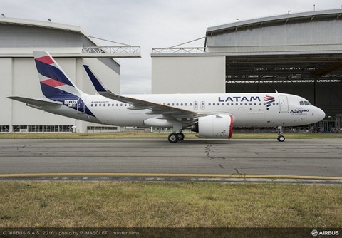 LATAM Airlines reveals their first A320neo (1)