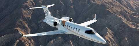 Best-equipped-light-jet-cockpit-Learjet-75-Liberty-1735x578