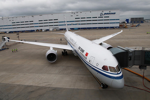air_china_7879_delivery1_960x540
